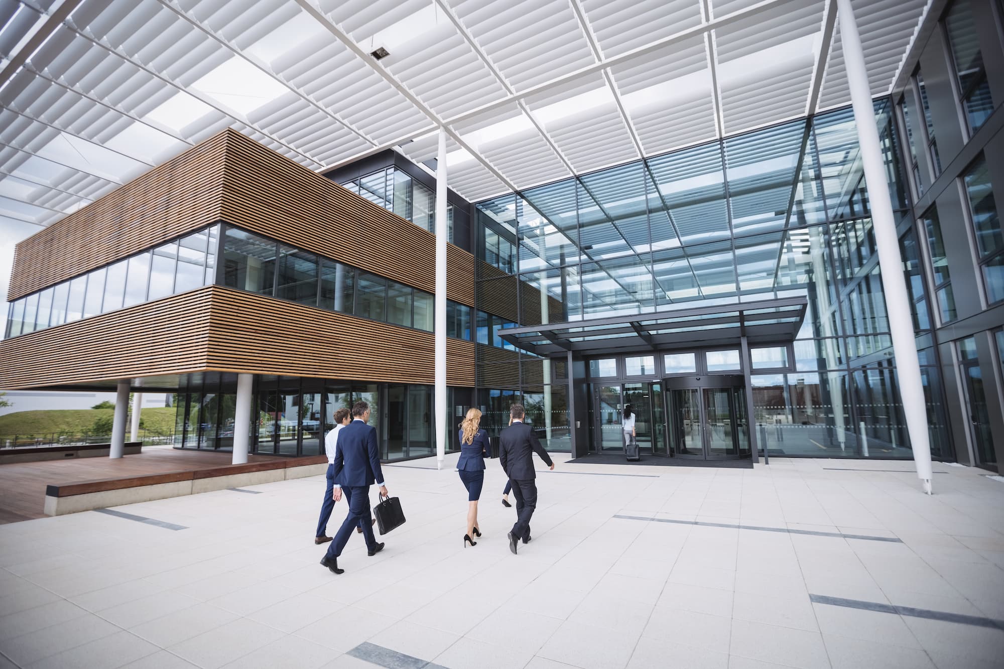 business-people-entering-office-building (1)